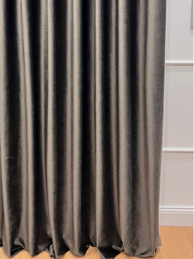 Naktinių užuolaidų audinys, barchatas FRENCH VELVET-V919 Naktinių užuolaidų audinys, barchatas FRENCH VELVET-V919