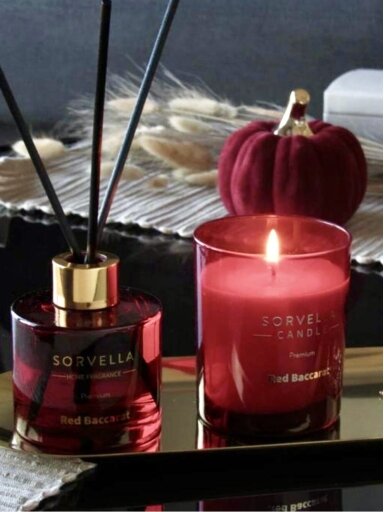 Rinkinys Sorvella – Namų kvapas 120ml + žvakė 170 g – Red Baccarat Rinkinys Sorvella – Namų kvapas 120ml + žvakė 170 g – Red Baccarat